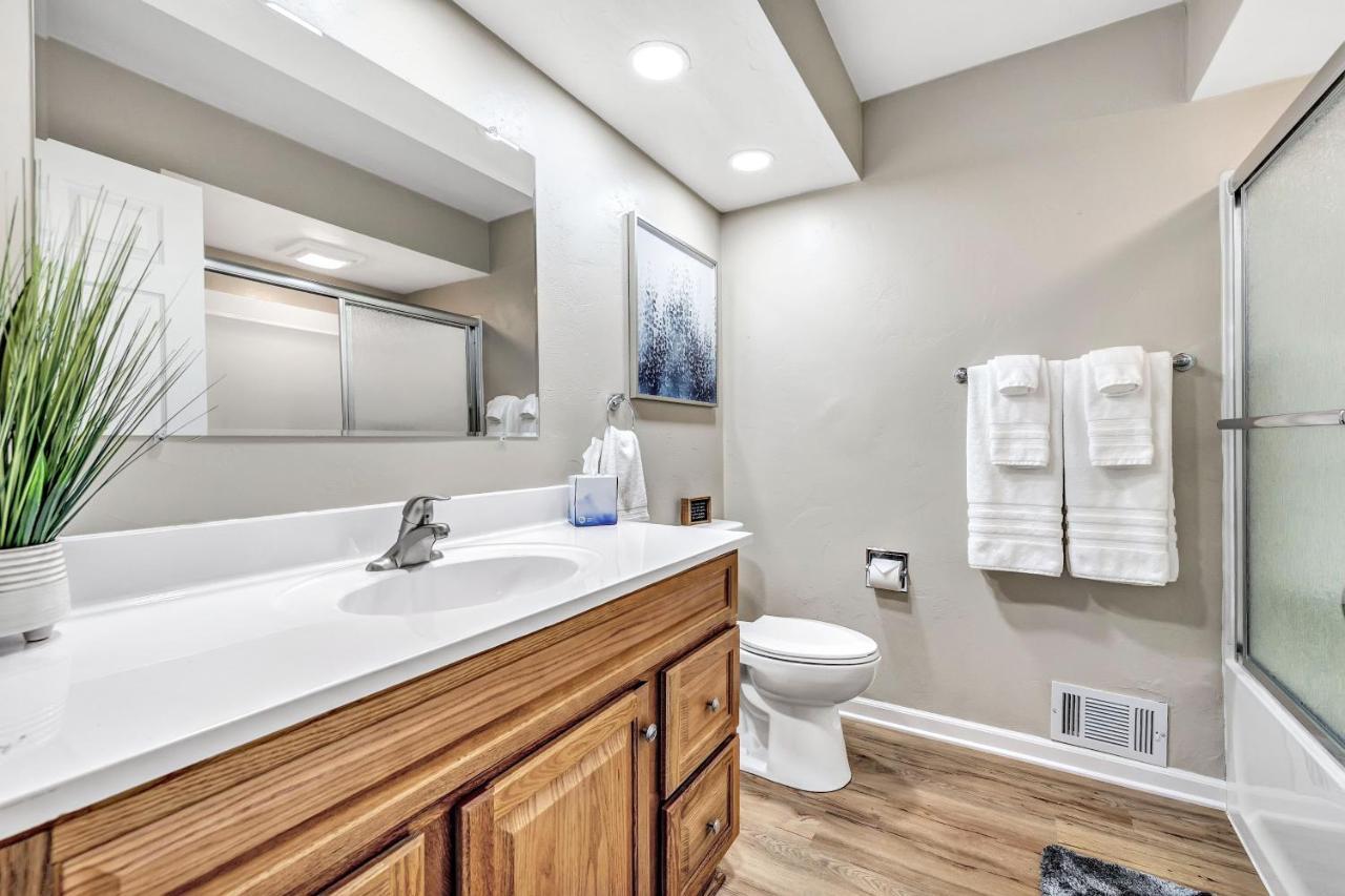 Serene 3 Bedroom Home, Nrm, Wi-Fi, Parking, Queen Bed De Pere Exterior foto